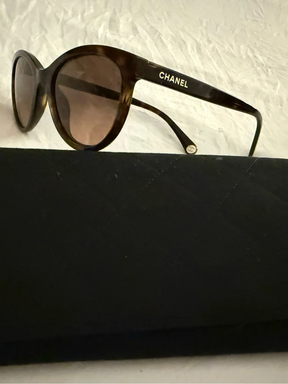 CHANEL Dark Tortoise Acetate Pantos Sunglasses with Brown Gradient Lenses